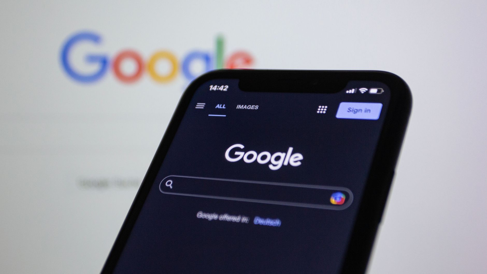手機上的 Google 搜尋畫面